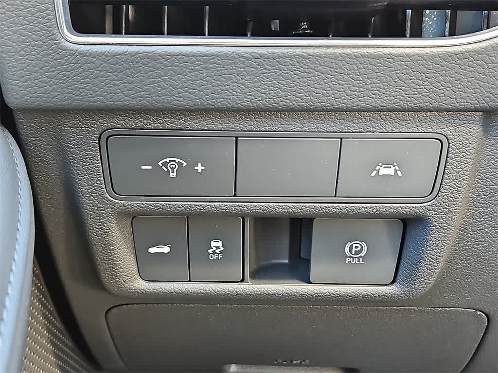 Thumbnail: 2022 Hyundai Sonata - 25