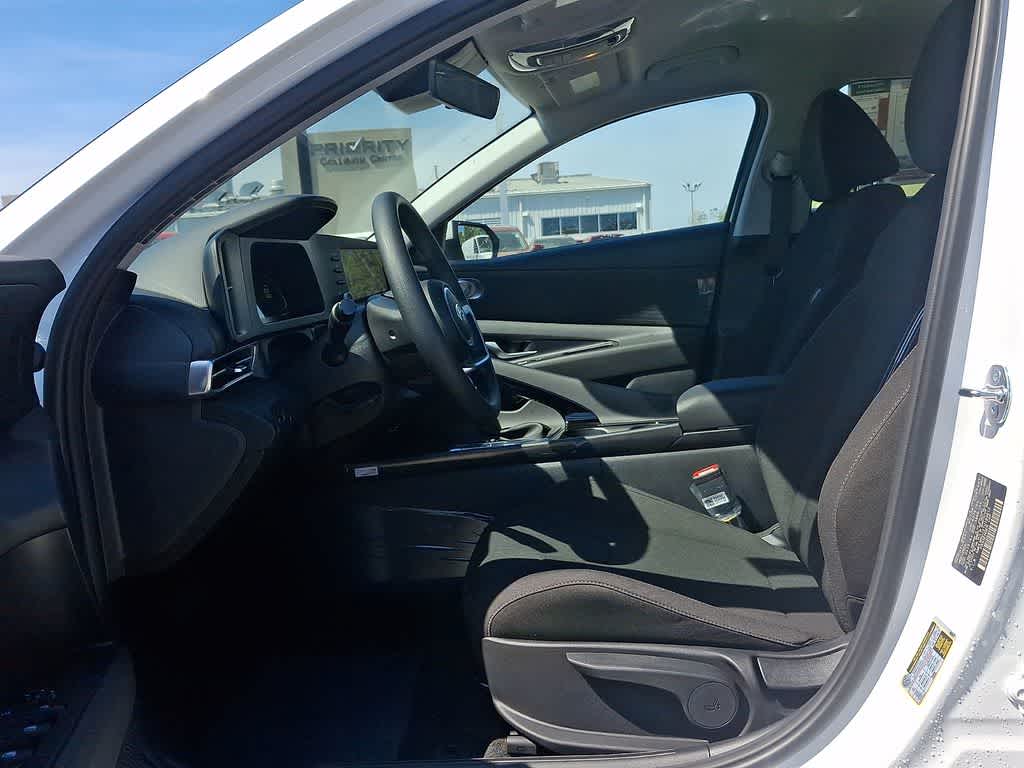 Thumbnail: 2026 Hyundai Elantra - 12