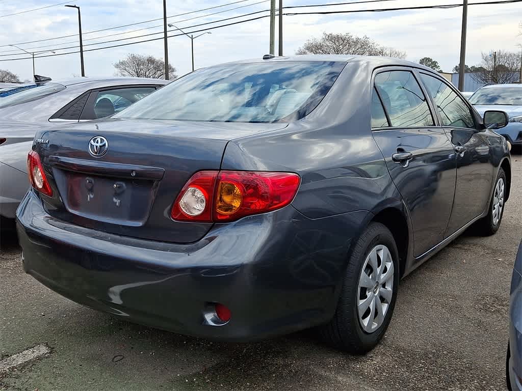 Thumbnail: 2010 Toyota Corolla - 3