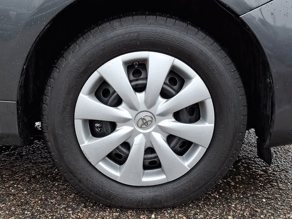 Thumbnail: 2010 Toyota Corolla - 11