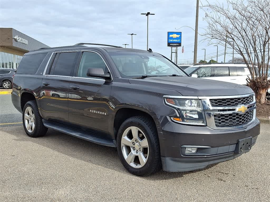 Thumbnail: 2015 Chevrolet Suburban - 3