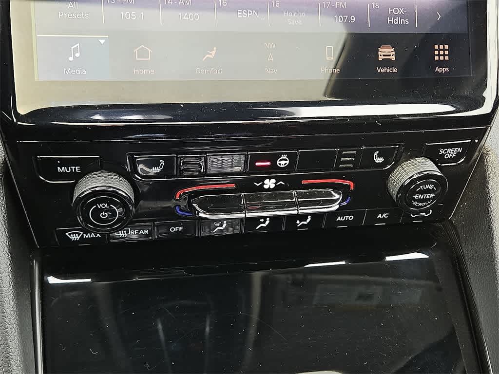 Thumbnail: 2024 Jeep Grand Cherokee - 14