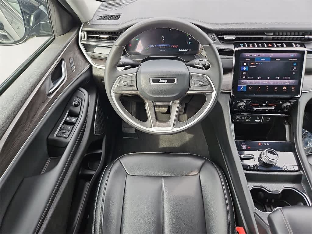 Thumbnail: 2024 Jeep Grand Cherokee - 8