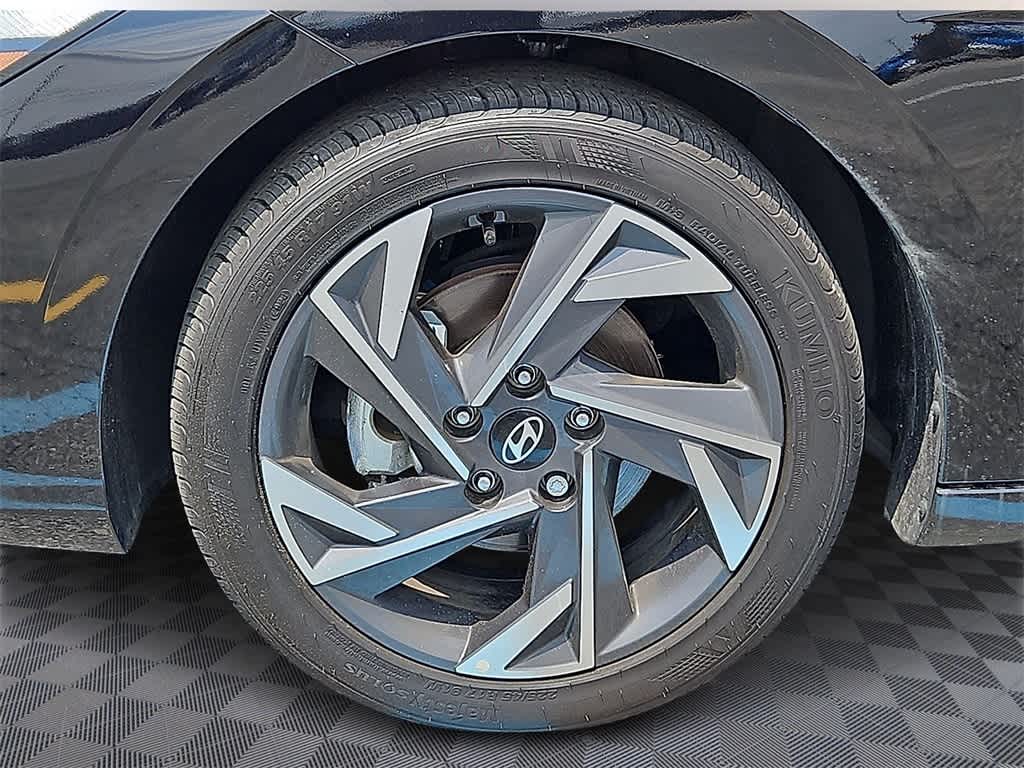 2024 Hyundai Elantra SEL 8