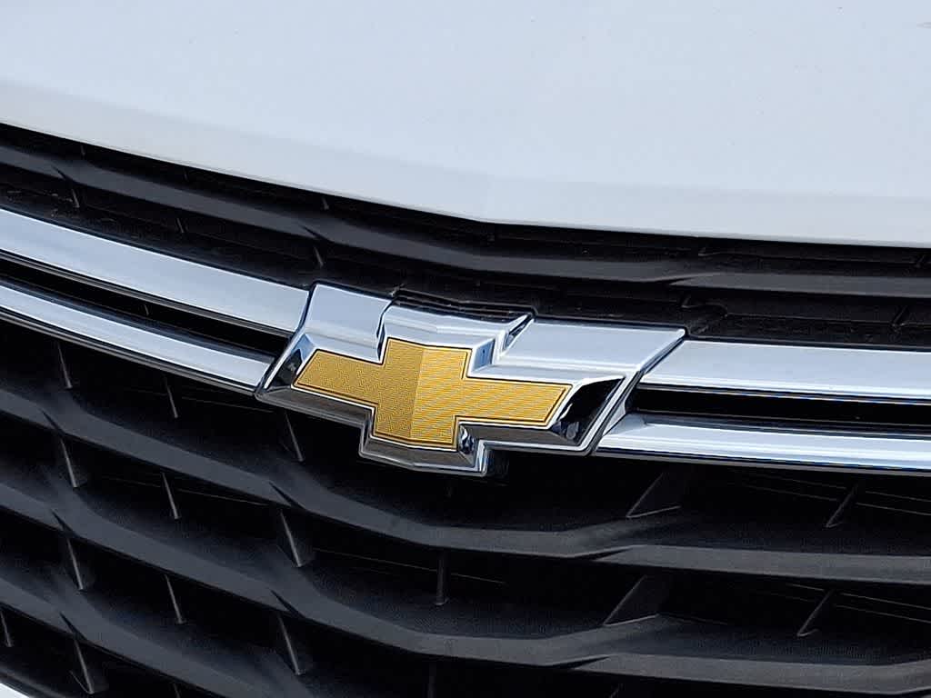 Thumbnail: 2023 Chevrolet Equinox - 30