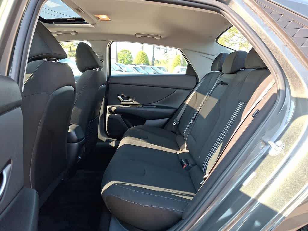 Thumbnail: 2025 Hyundai Elantra - 10