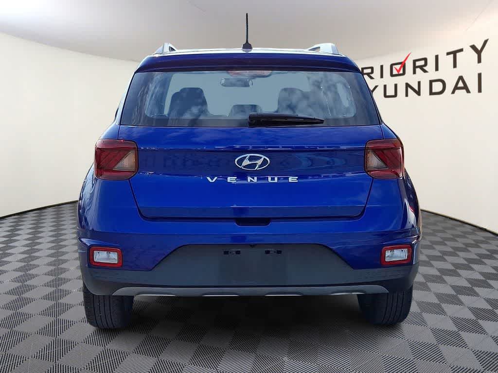 Thumbnail: 2024 Hyundai Venue - 5