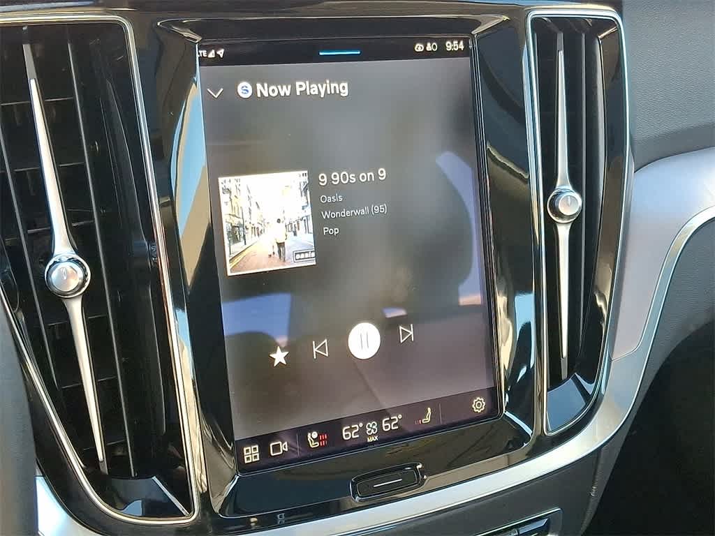 Thumbnail: 2024 Volvo S60 - 17