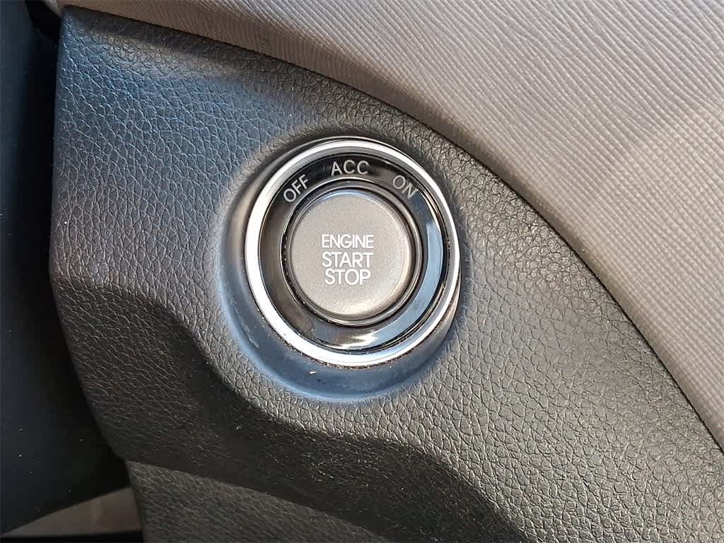 Thumbnail: 2016 Hyundai Santa Fe - 22