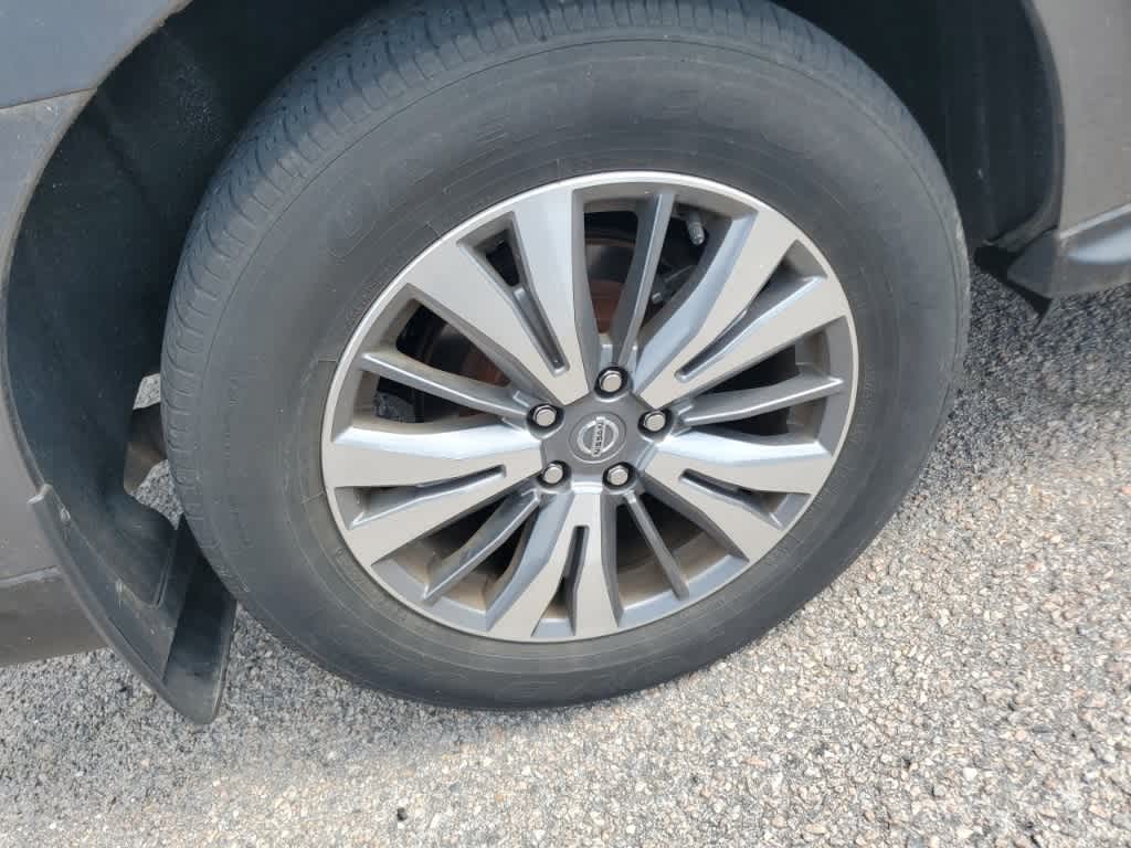 Thumbnail: 2020 Nissan Pathfinder - 10