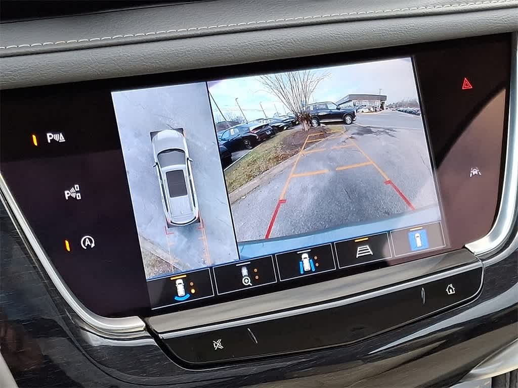 Thumbnail: 2024 Cadillac XT6 - 20