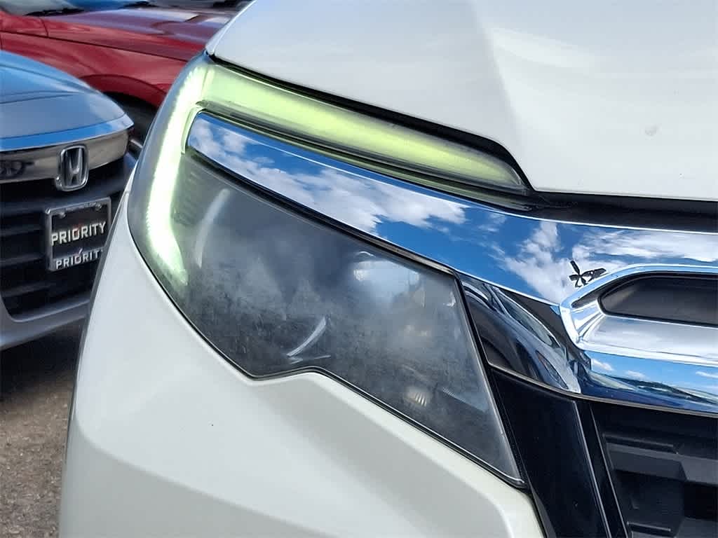 Thumbnail: 2017 Honda Ridgeline - 9