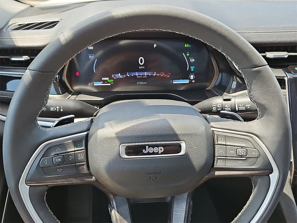 Thumbnail: 2023 Jeep Grand Cherokee - 20