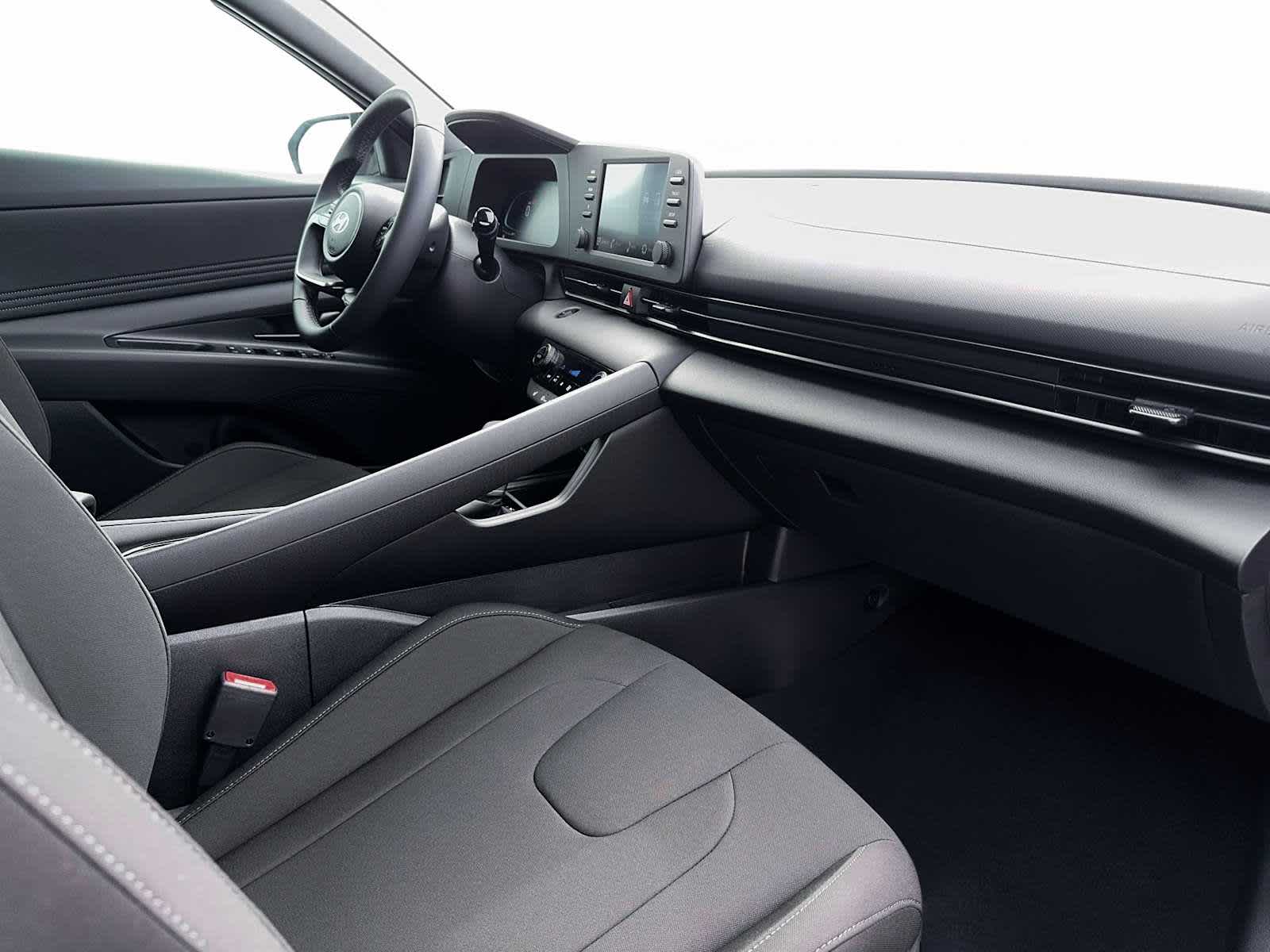 Thumbnail: 2026 Hyundai Elantra - 13