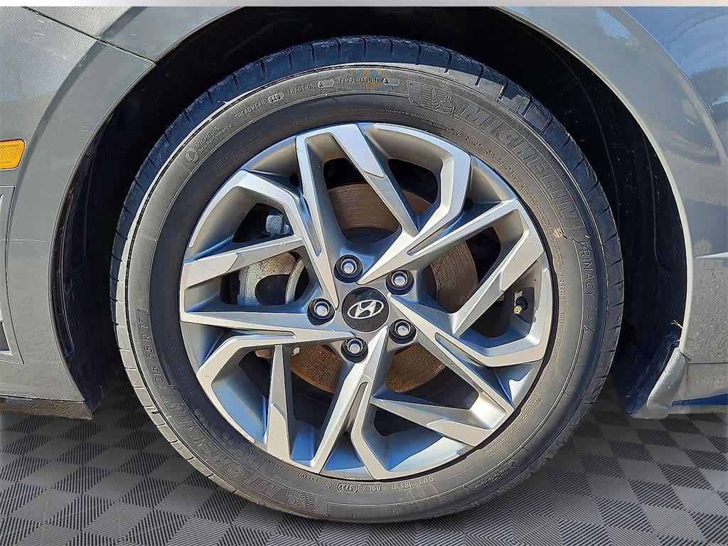 Thumbnail: 2023 Hyundai Sonata - 8