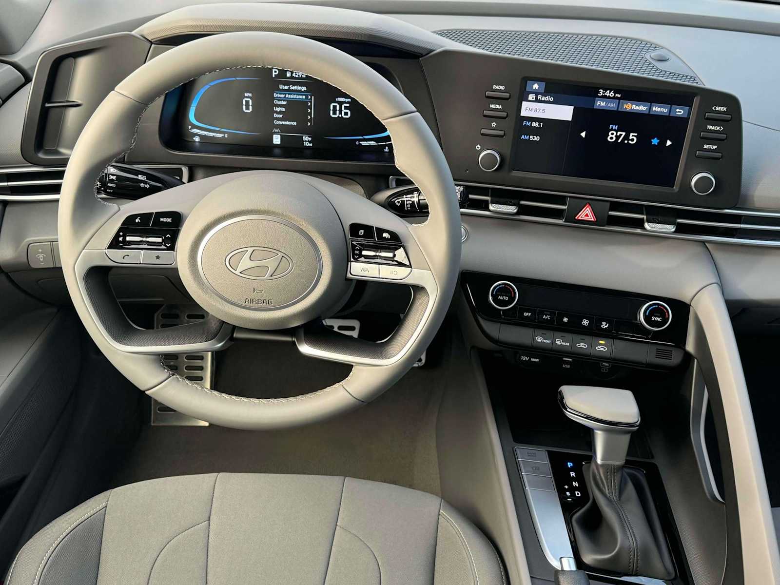 2025 Hyundai Elantra Sport 17