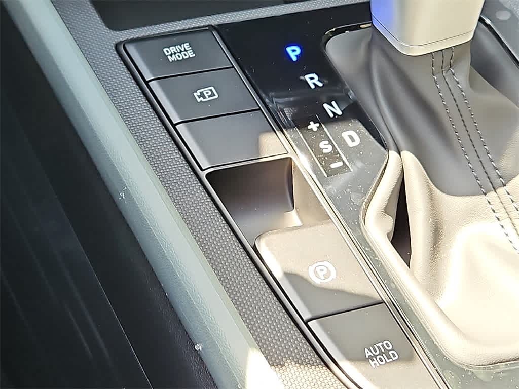 Thumbnail: 2025 Hyundai Elantra - 21