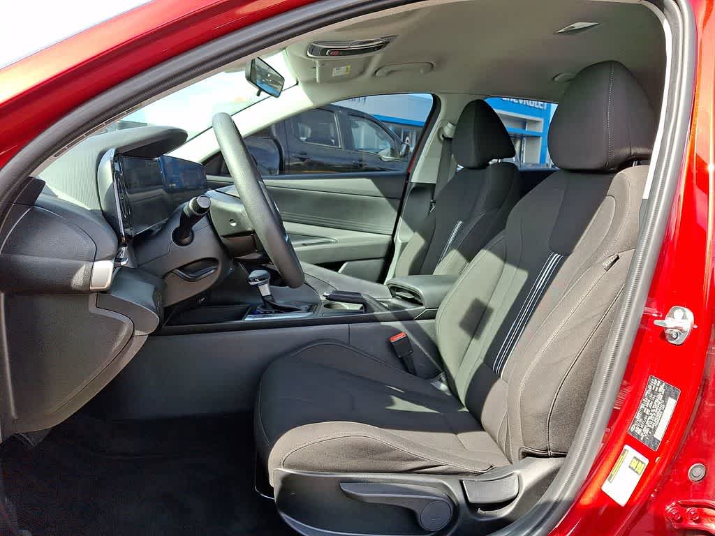 Thumbnail: 2024 Hyundai Elantra - 12