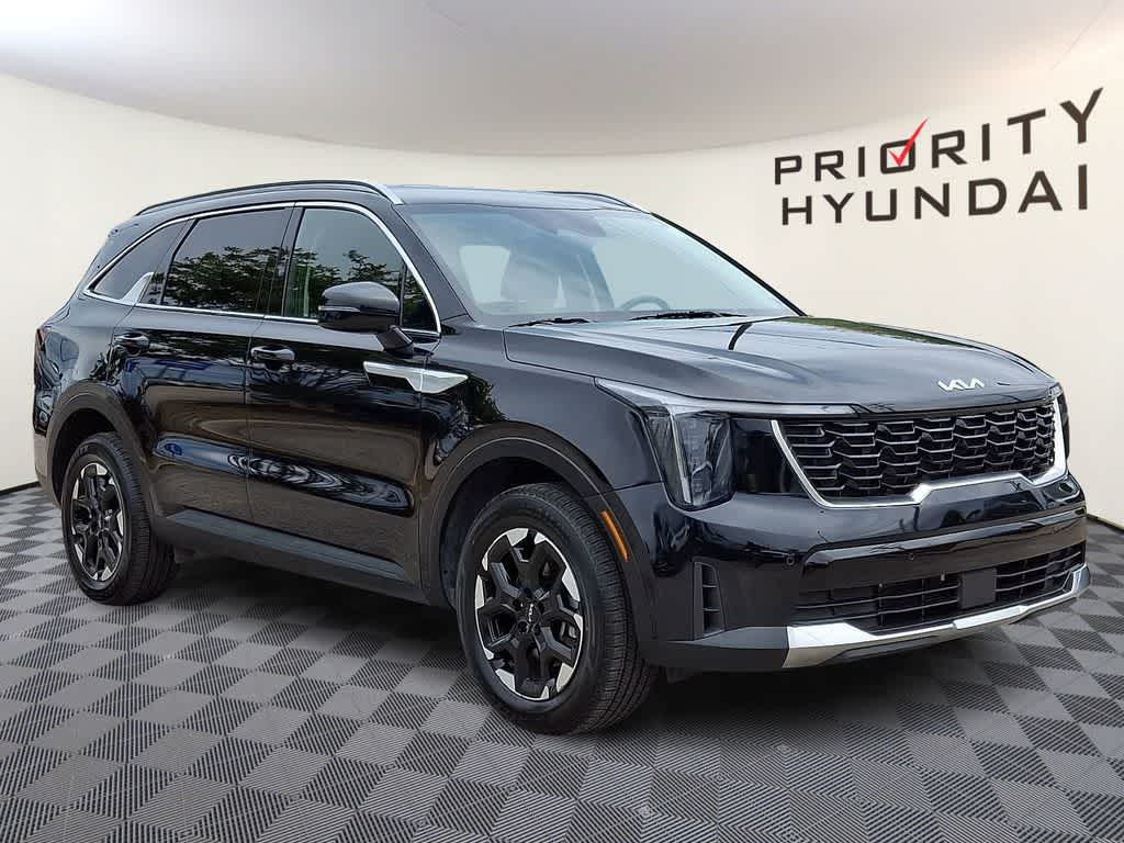 Thumbnail: 2024 Kia Sorento - 3