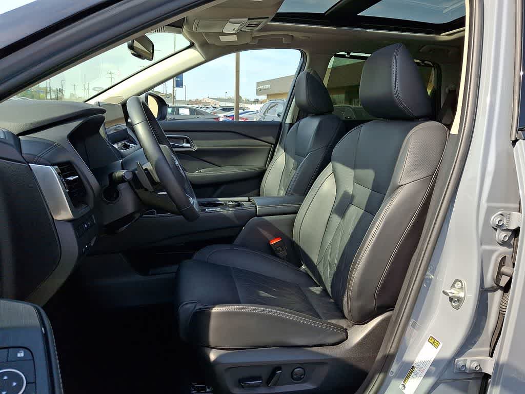 Thumbnail: 2024 Nissan Rogue - 13