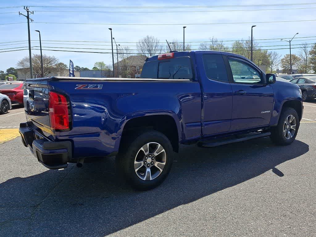 Thumbnail: 2017 Chevrolet Colorado - 4