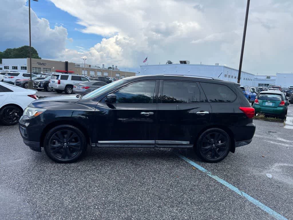 Thumbnail: 2017 Nissan Pathfinder - 2
