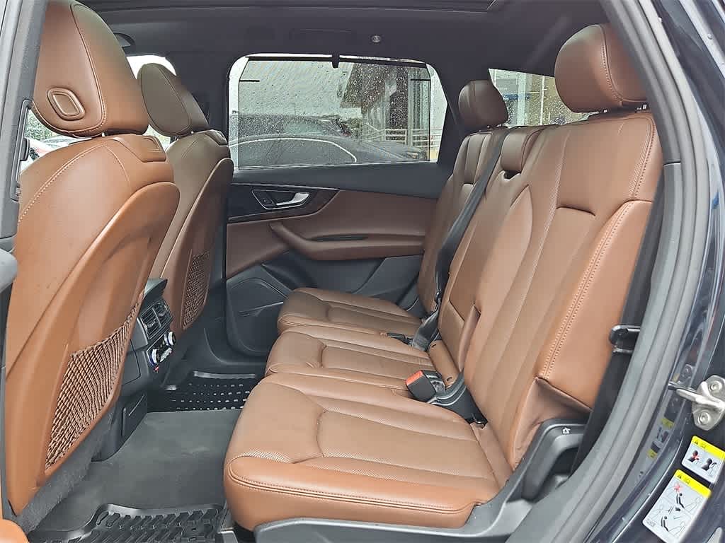 Thumbnail: 2017 Audi Q7 - 10