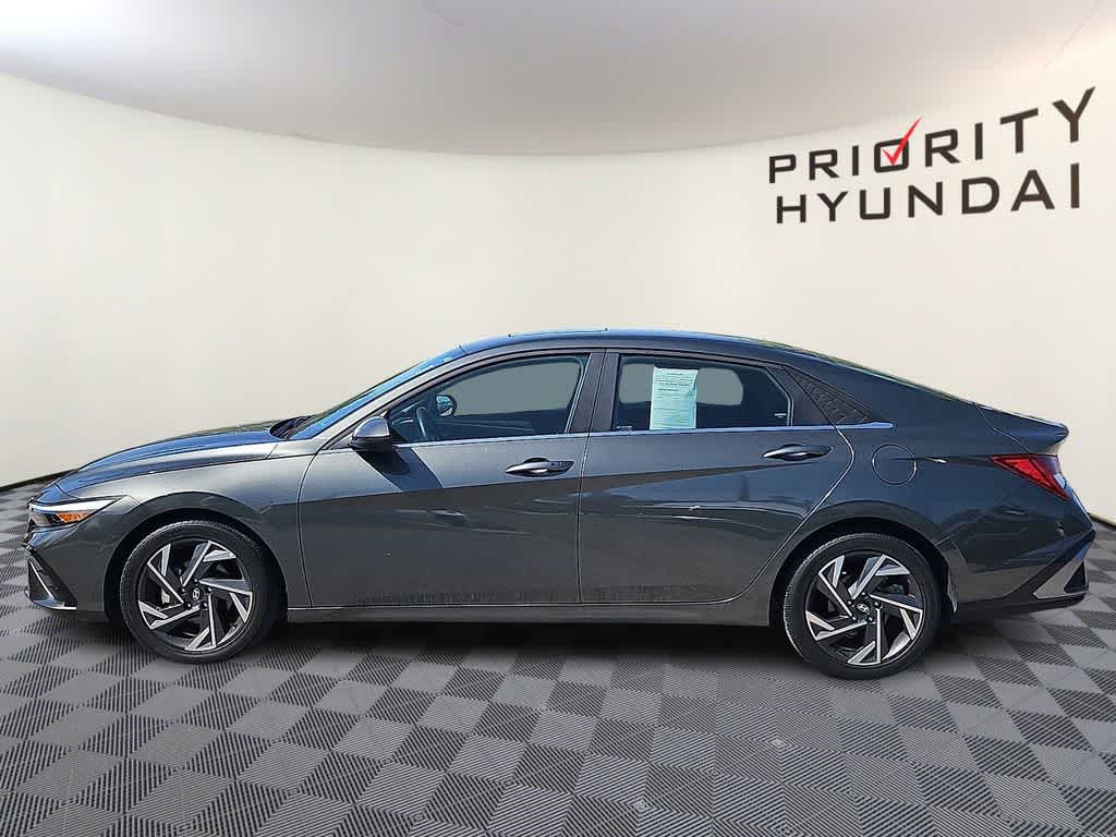 Thumbnail: 2024 Hyundai Elantra - 7