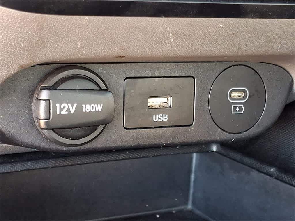 Thumbnail: 2024 Hyundai Elantra - 23