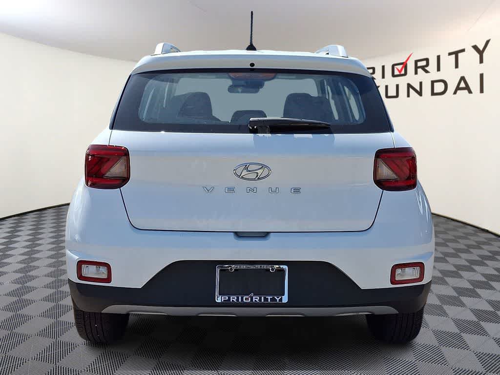 Thumbnail: 2025 Hyundai Venue - 5