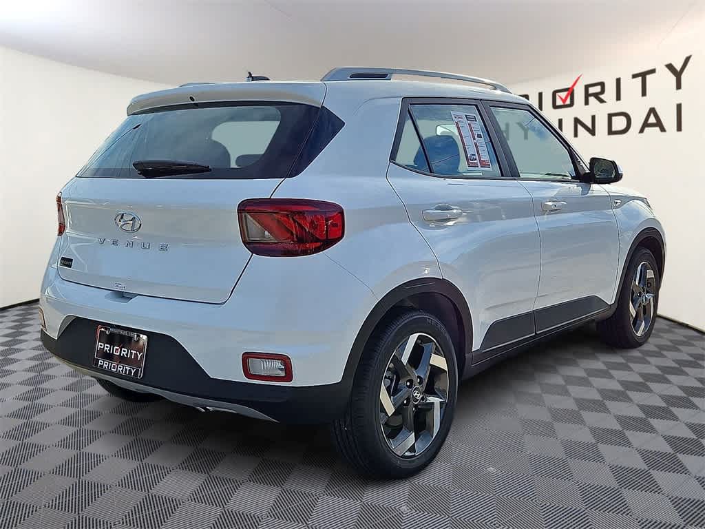 Thumbnail: 2026 Hyundai Venue - 4