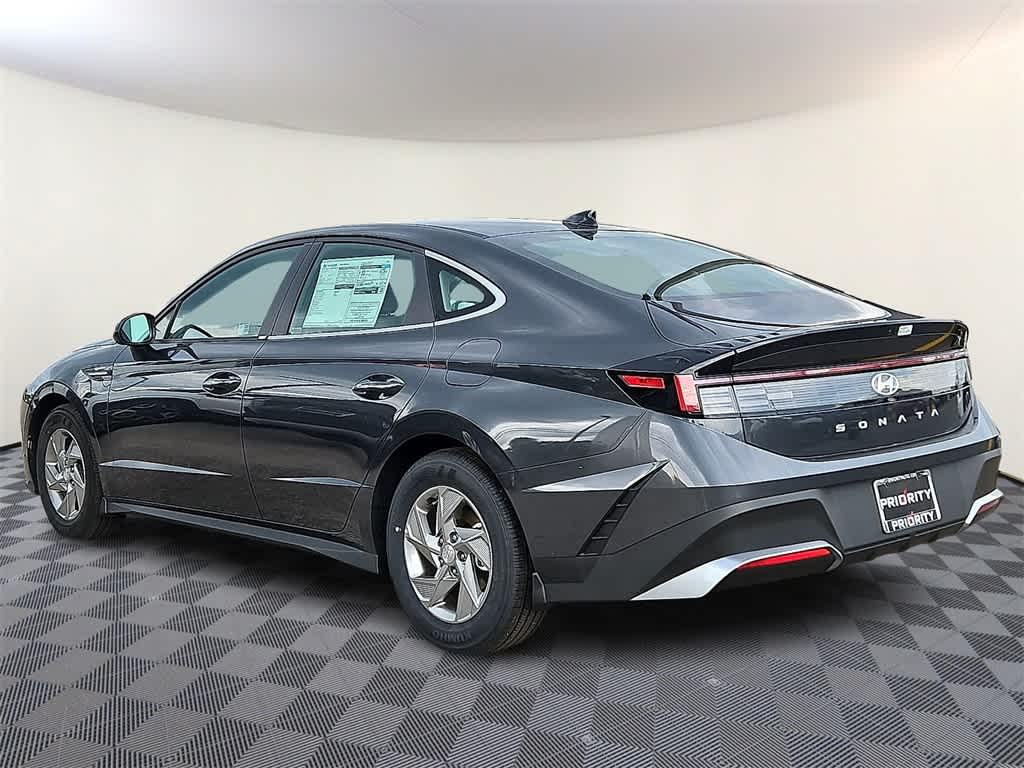 2025 Hyundai Sonata SE 6