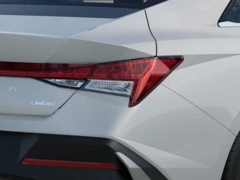 Thumbnail: 2026 Hyundai Elantra - 10