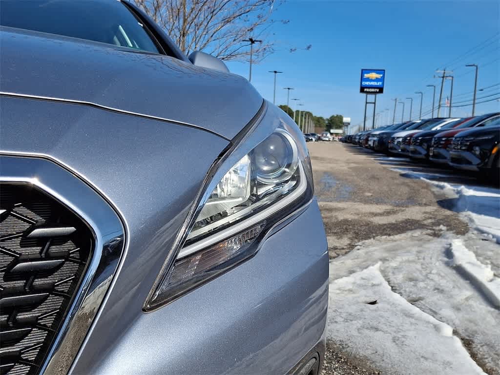 Thumbnail: 2016 Hyundai Sonata - 9