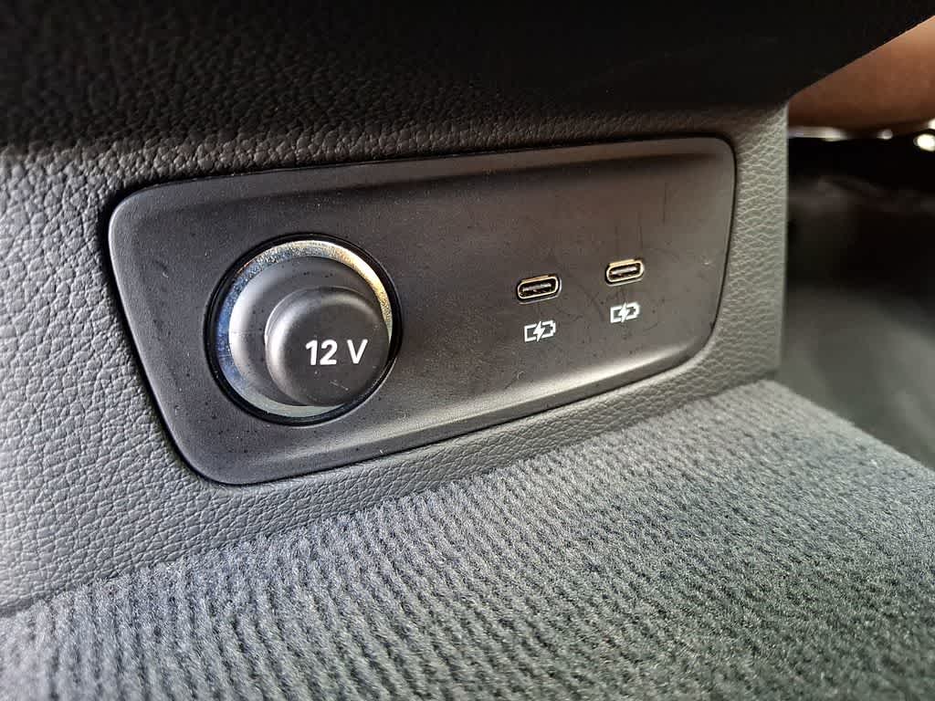 Thumbnail: 2021 Audi Q3 - 26