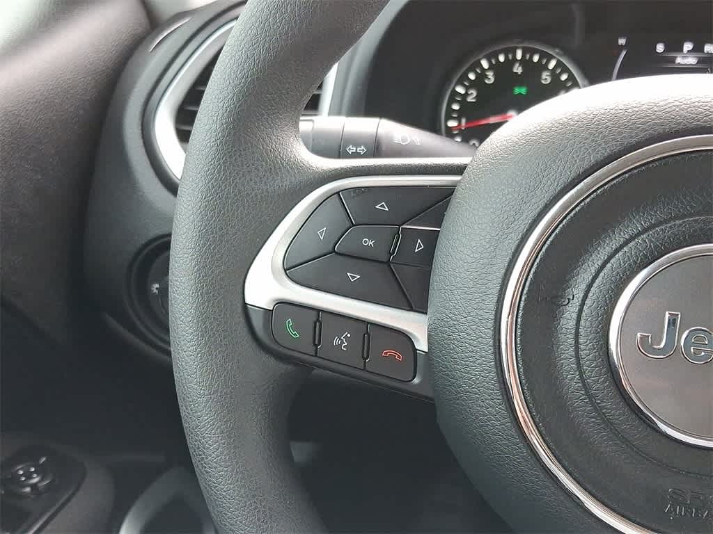 Thumbnail: 2020 Jeep Renegade - 20