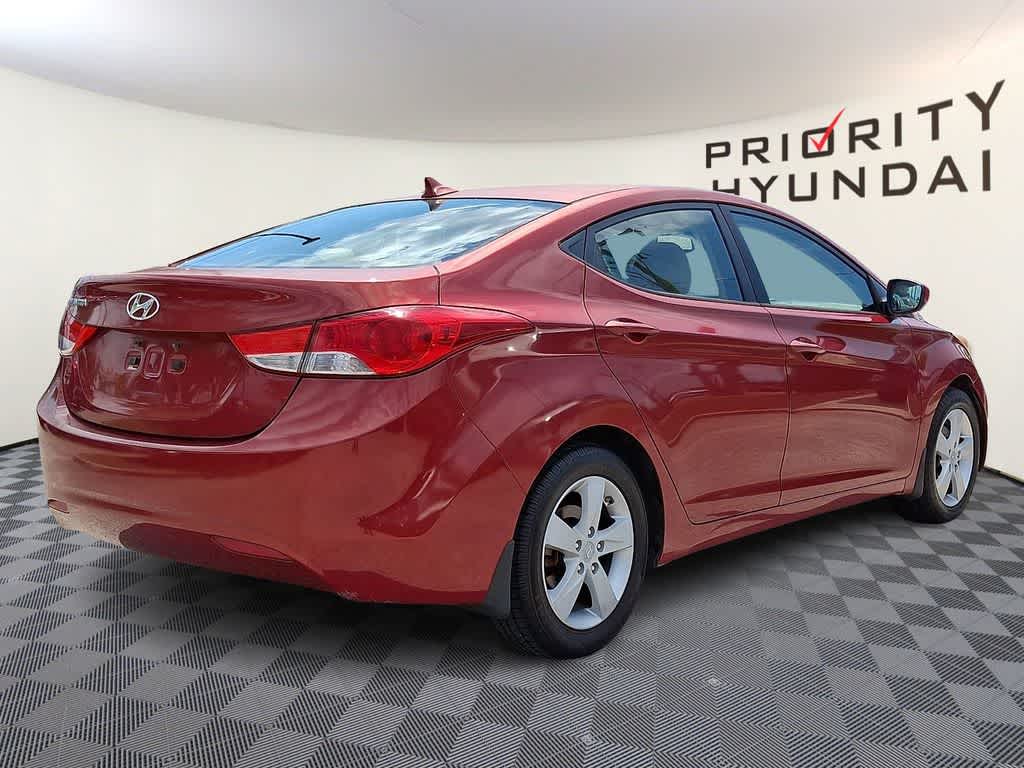 Thumbnail: 2012 Hyundai Elantra - 4