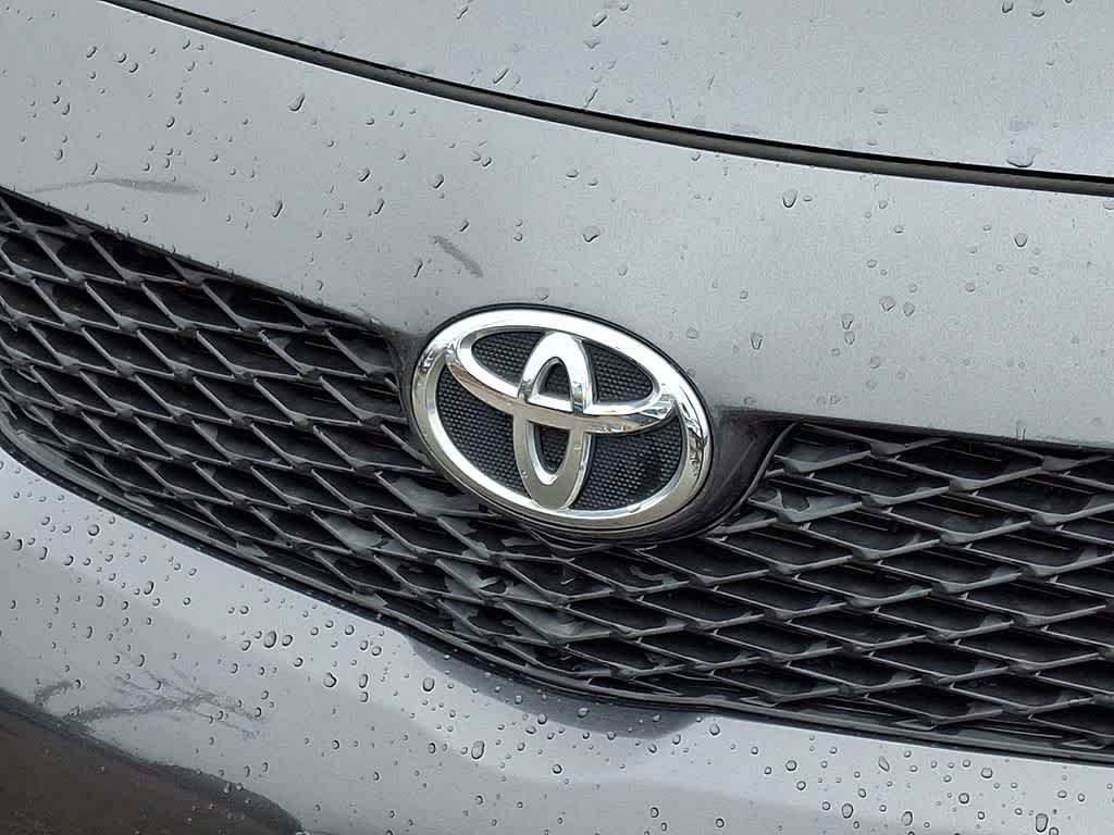 Thumbnail: 2010 Toyota Corolla - 29