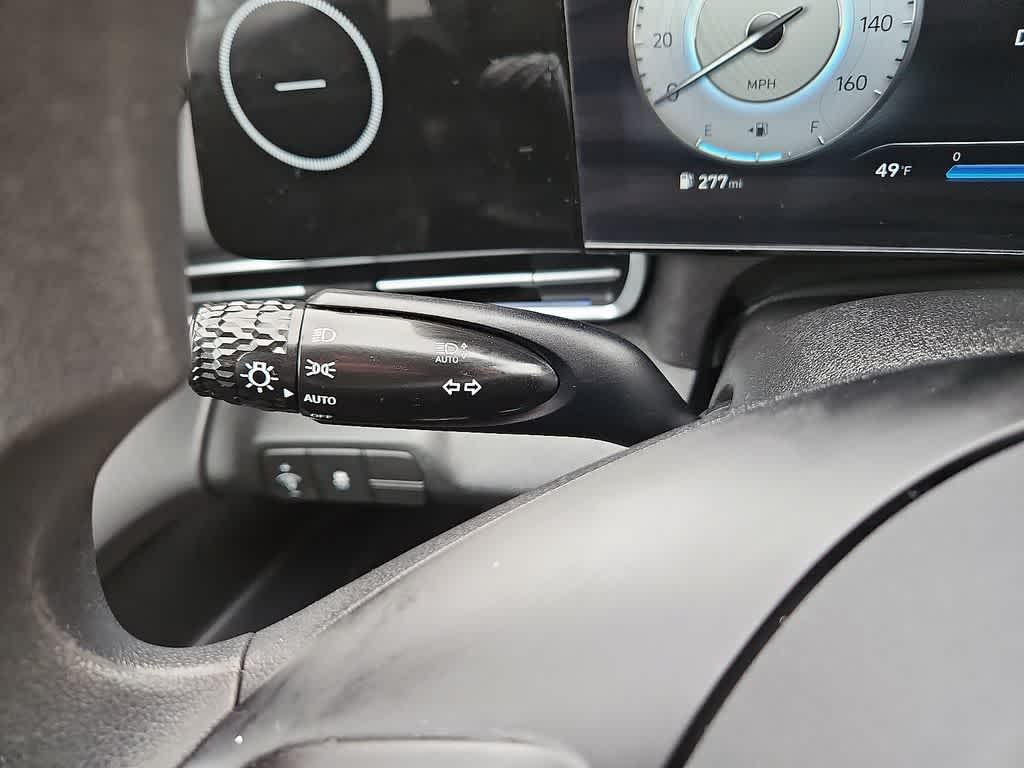 Thumbnail: 2024 Hyundai Elantra - 23