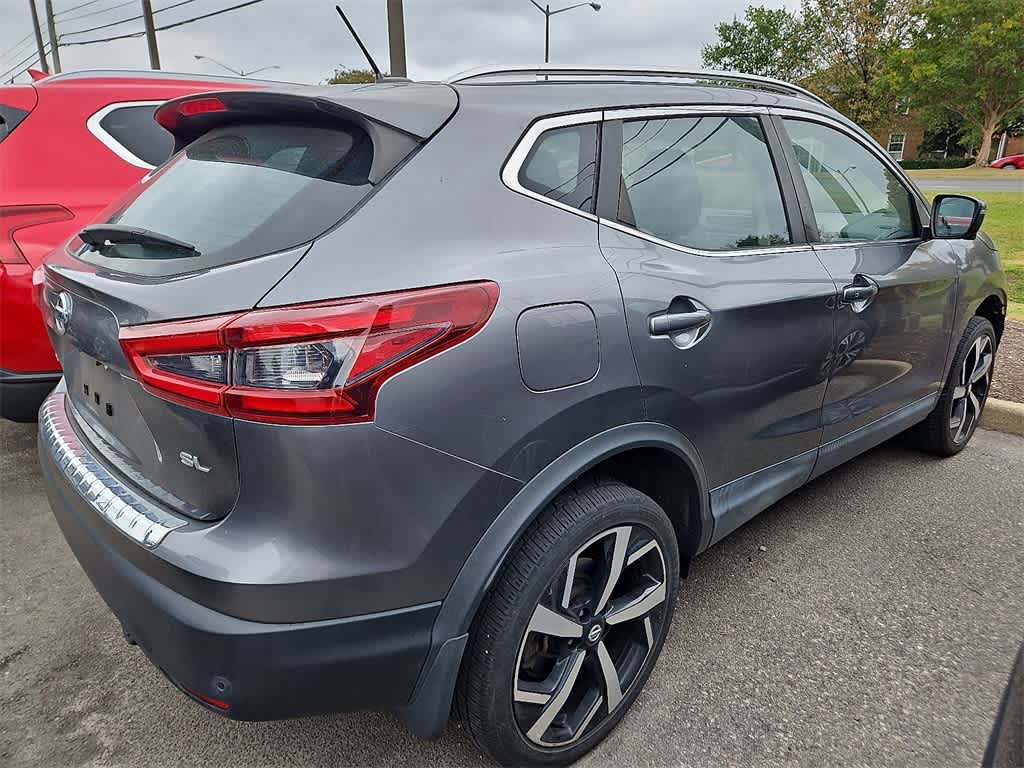Thumbnail: 2020 Nissan Rogue Sport - 4