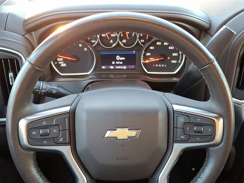 Thumbnail: 2021 Chevrolet Silverado 1500 - 17