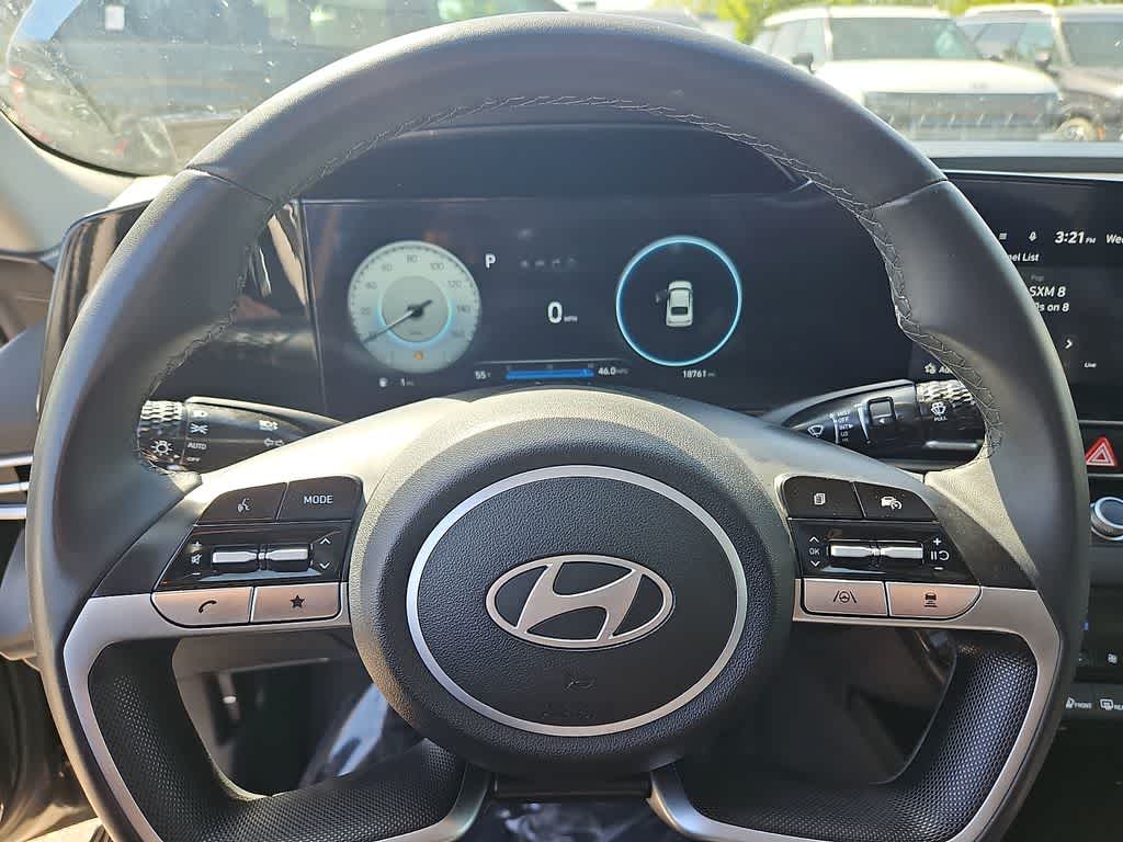 Thumbnail: 2024 Hyundai Elantra - 22