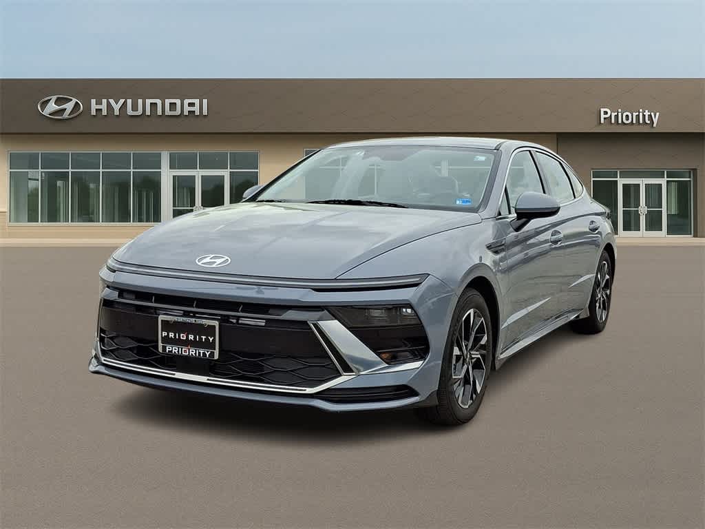 Thumbnail: 2025 Hyundai Sonata - 1