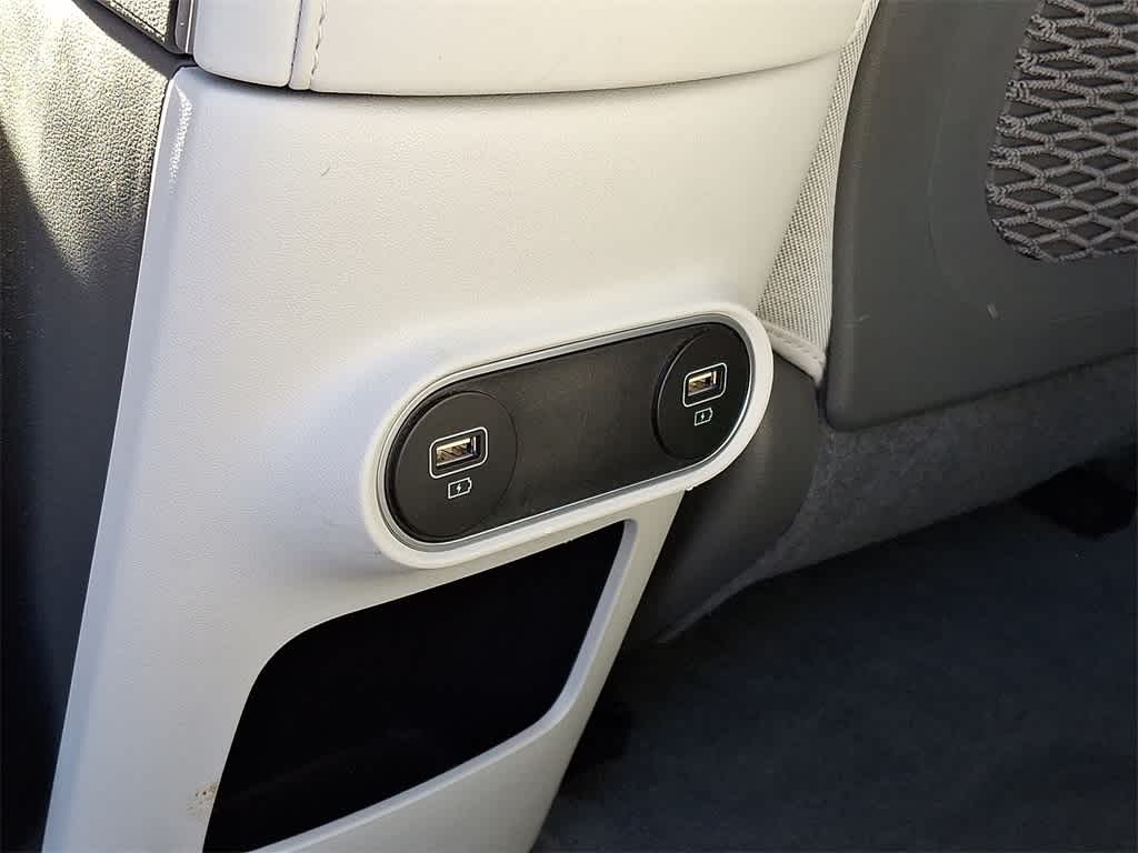 Thumbnail: 2023 Hyundai Ioniq 5 - 27