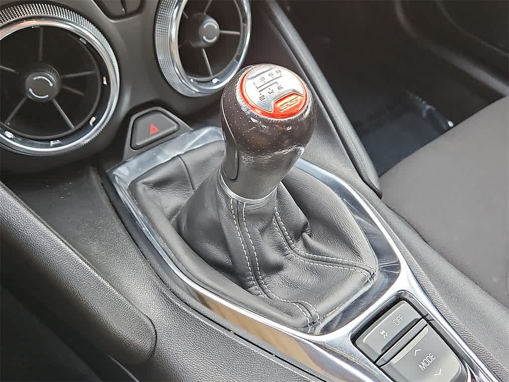 Thumbnail: 2019 Chevrolet Camaro - 13