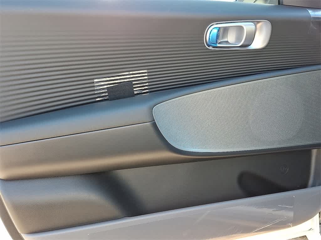 Thumbnail: 2025 Hyundai Ioniq 6 - 9