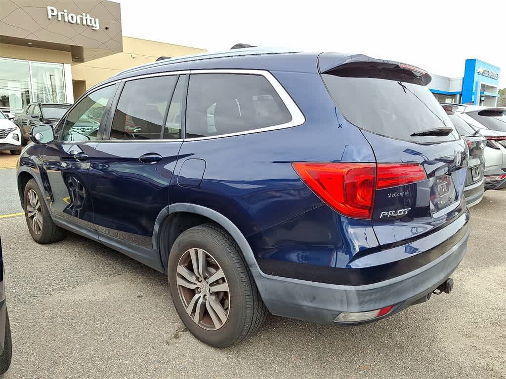 Thumbnail: 2016 Honda Pilot - 4
