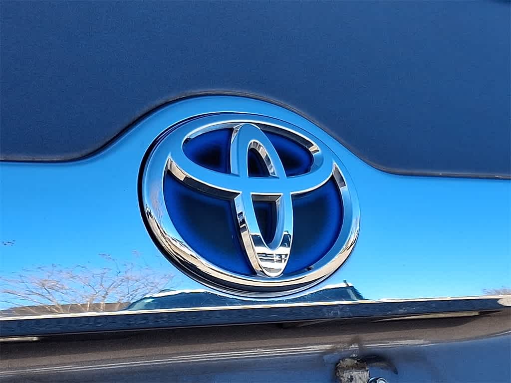 Thumbnail: 2014 Toyota Camry - 26