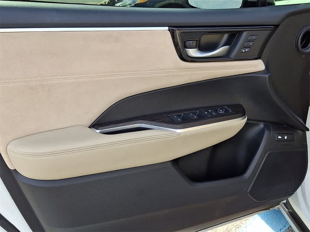 Thumbnail: 2018 Honda Clarity - 11