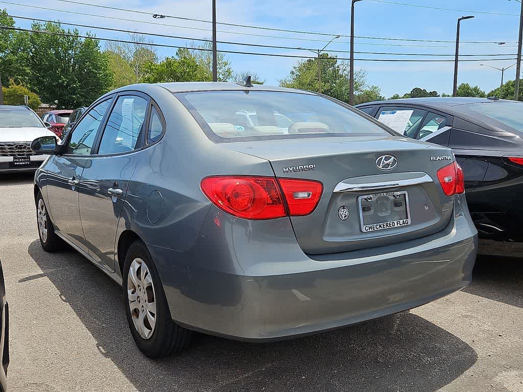 Thumbnail: 2010 Hyundai Elantra - 4